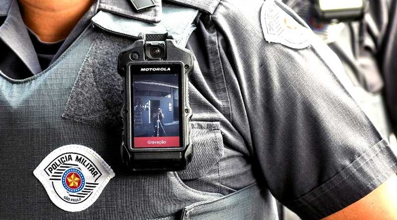 Polícia Militar de São Paulo passará a utilizar câmera nos uniformes