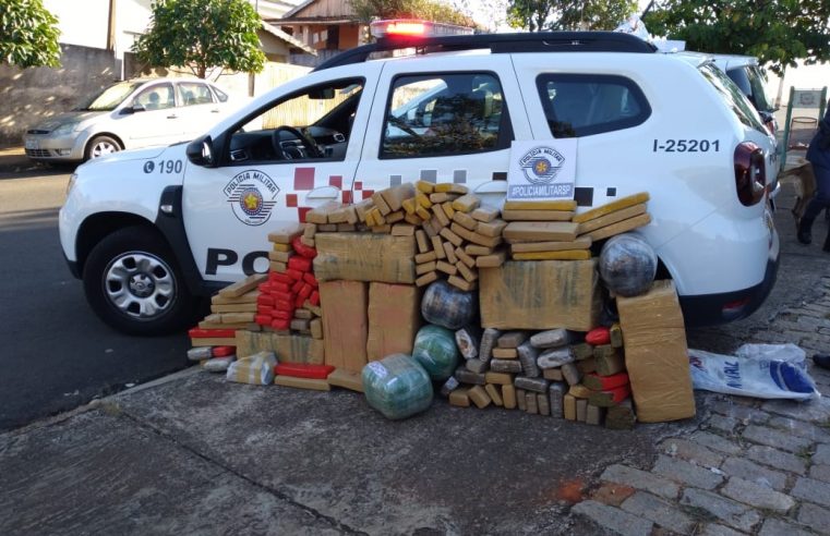 Com apoio do Canil Setorial do 25 BPM/I, Polícia Militar de Pacaembú prende grande quantidade de drogas e recupera carro furtado.