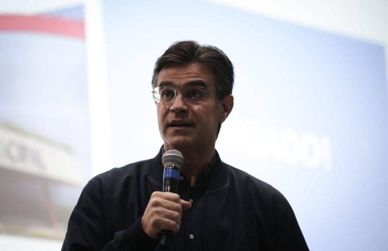 Governo de SP anuncia troca no comando das polícias Civil e Militar