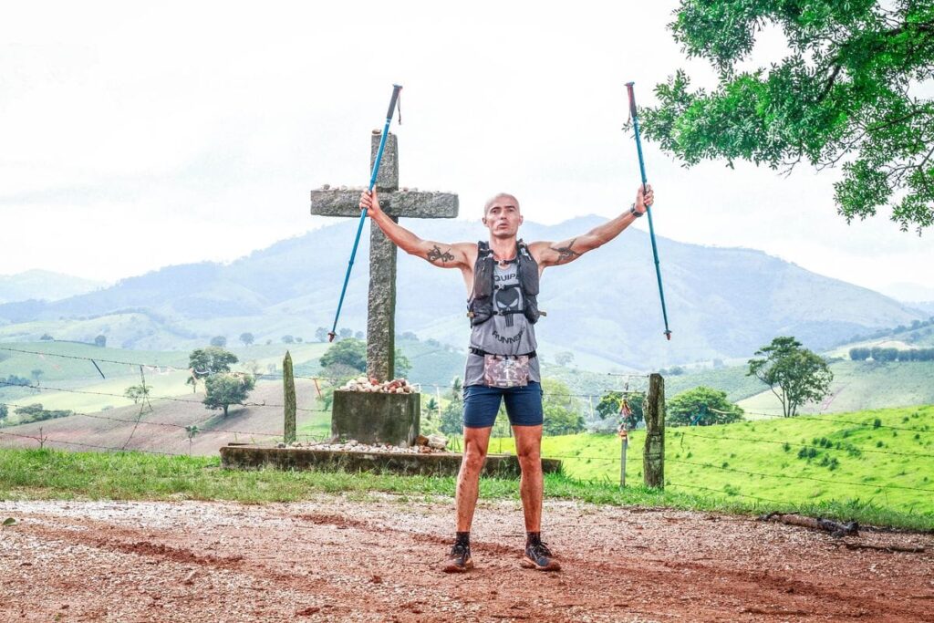ULTRAMARATONISTA DO 53º BPM/I-AVARÉ É CAMPEÃO DA PROVA CAMINHO DA PRECE EM MINAS GERAIS