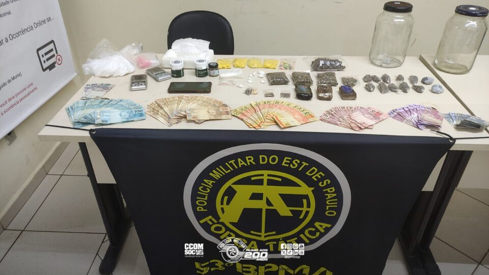 Polícia Militar de Avaré prende jovem por tráfico  com uma vasta variedade de drogas