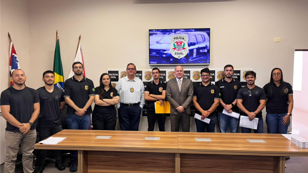 Novos escrivães de polícia são recepcionados na Delegacia Seccional de Polícia de Ourinhos/SP