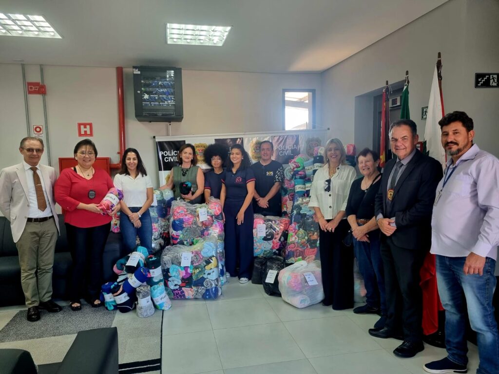 POLÍCIA CIVIL REALIZA A ENTREGA DE MANTAS DA CAMPANHA DO AGASALHO 2026 EM PRESIDENTE PRUDENTE